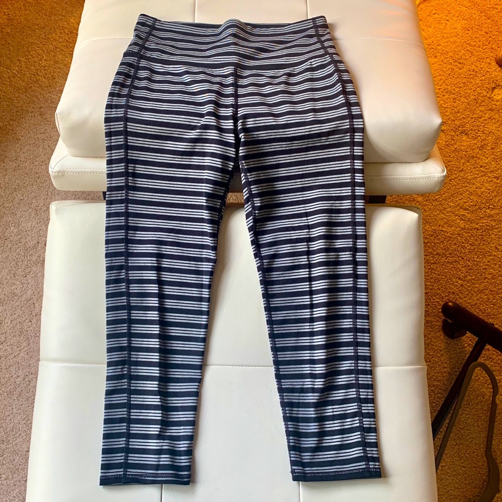 Athleta Crop Leggings